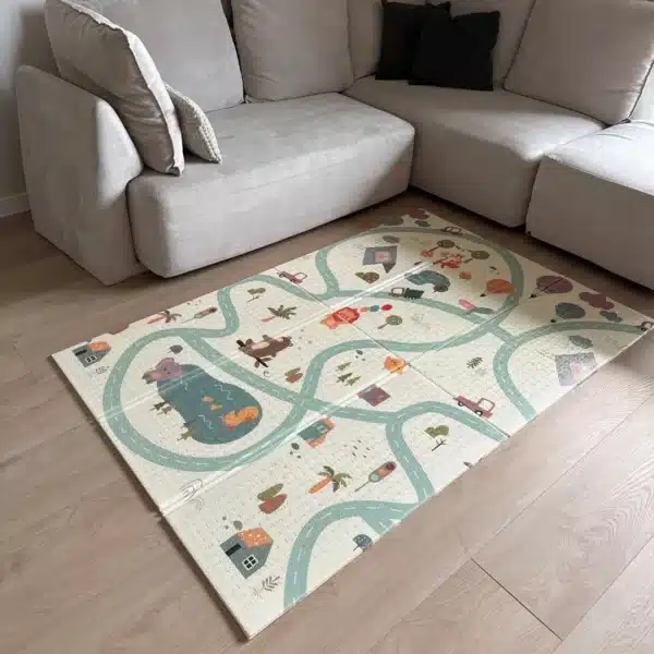 Килимче Makki разпънато в стая – страна с пътечки и животни