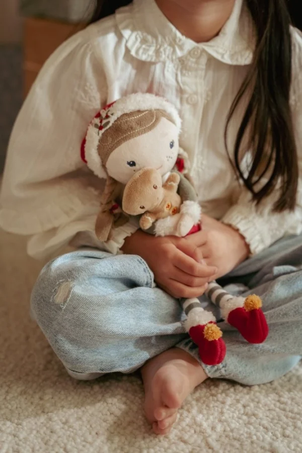 Коледна кукла