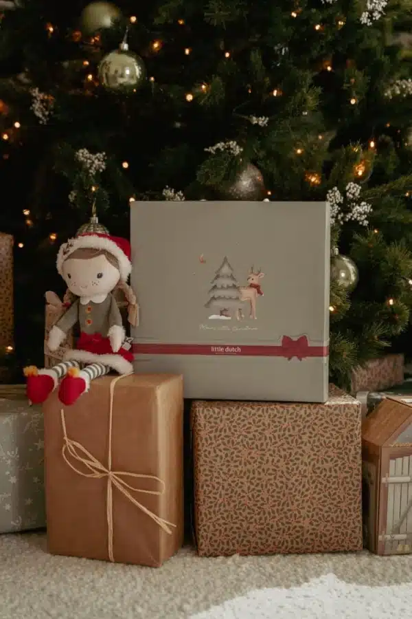 Коледна подаръчна кутия за бебе