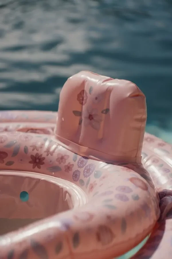 розов пояс за момиче