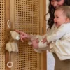 Музикална плюшена играчка